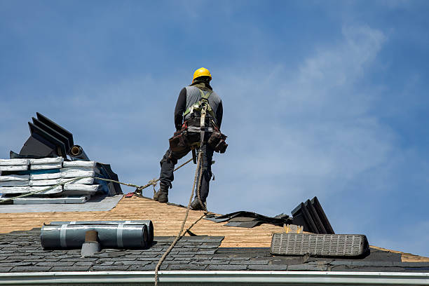 Professional Roof Replacement technician working in Macedonia, IA